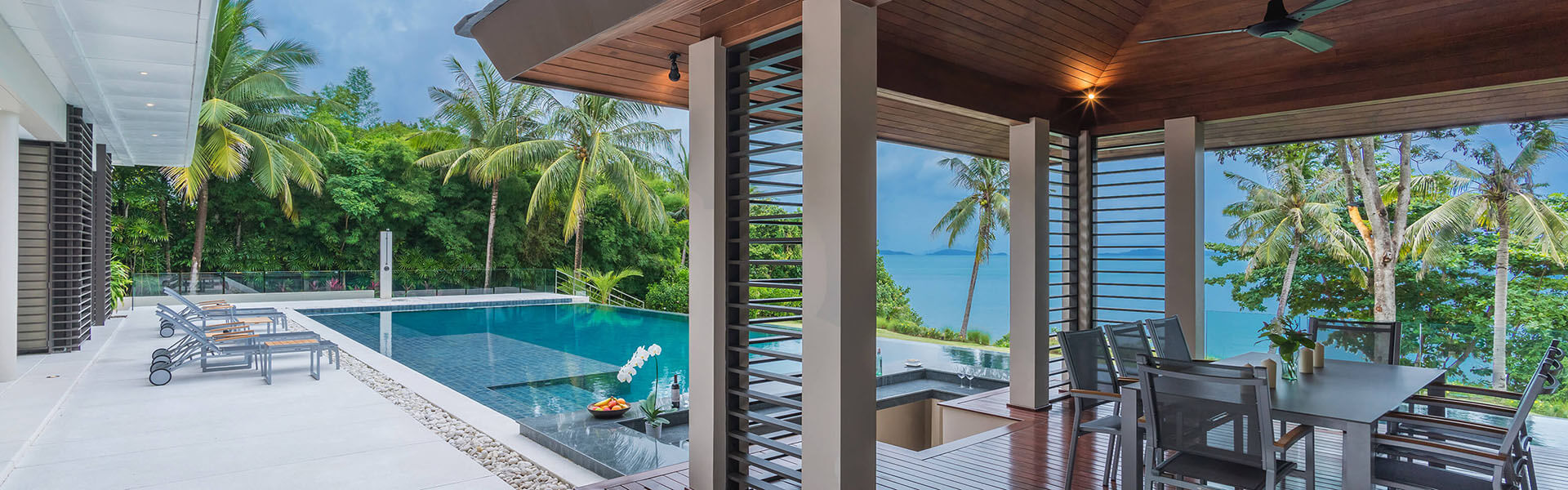 Naam Sawan - Outdoor dining exterior