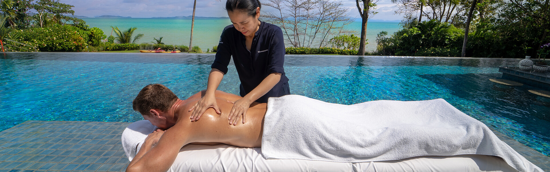 Naam Sawan - Poolside massage